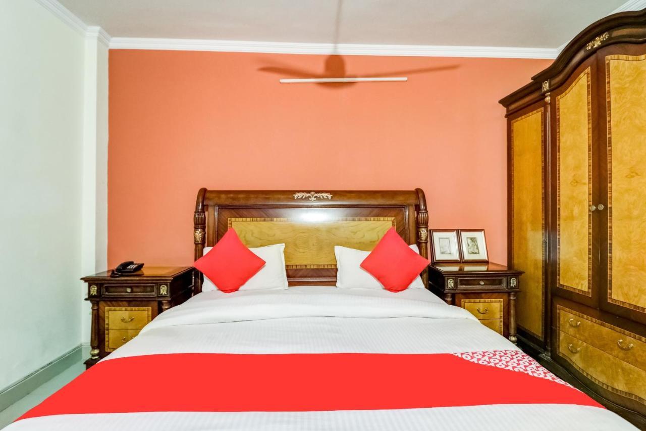 Oyo Hotel R K Residency Gurgaon Esterno foto